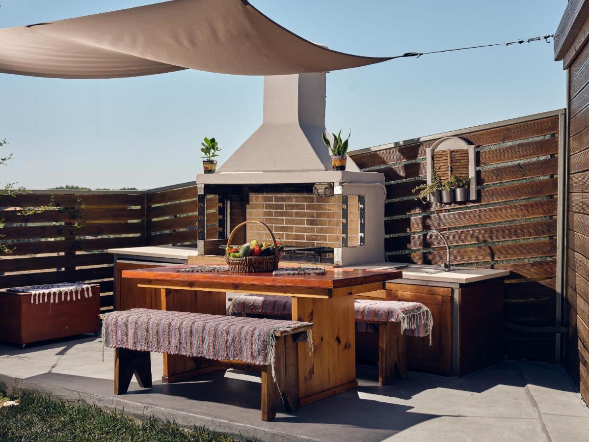 Villa Tramonto With Private Heated Pool, By Zantewize Volímai エクステリア 写真