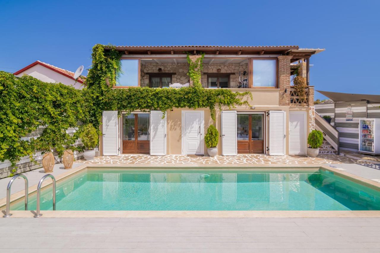 Villa Tramonto With Private Heated Pool, By Zantewize Volímai エクステリア 写真