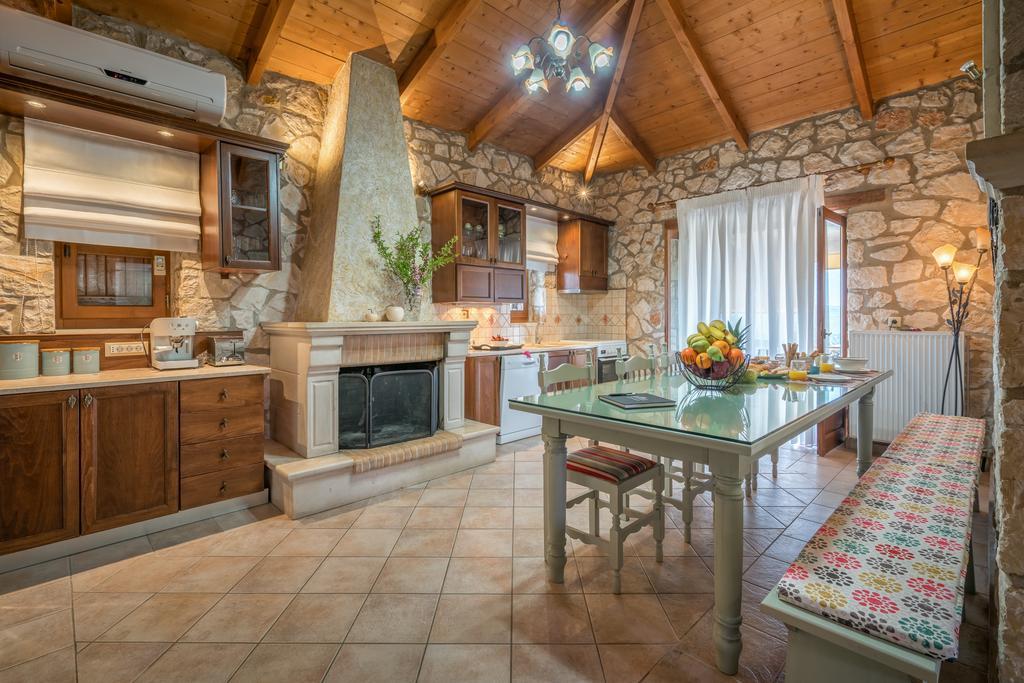 Villa Tramonto With Private Heated Pool, By Zantewize Volímai エクステリア 写真