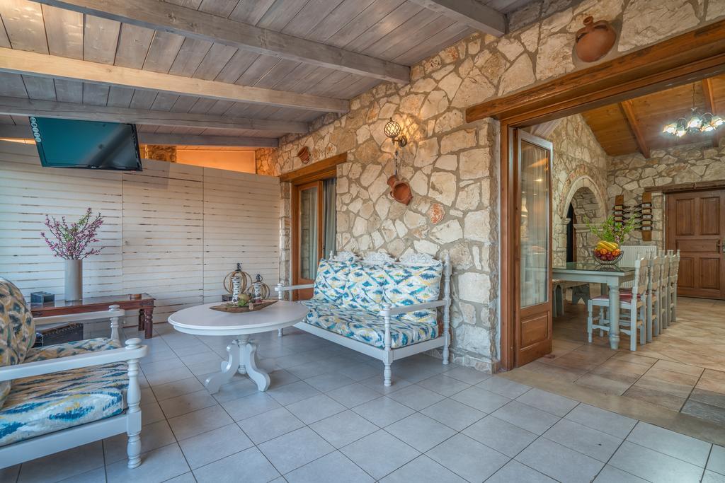 Villa Tramonto With Private Heated Pool, By Zantewize Volímai エクステリア 写真